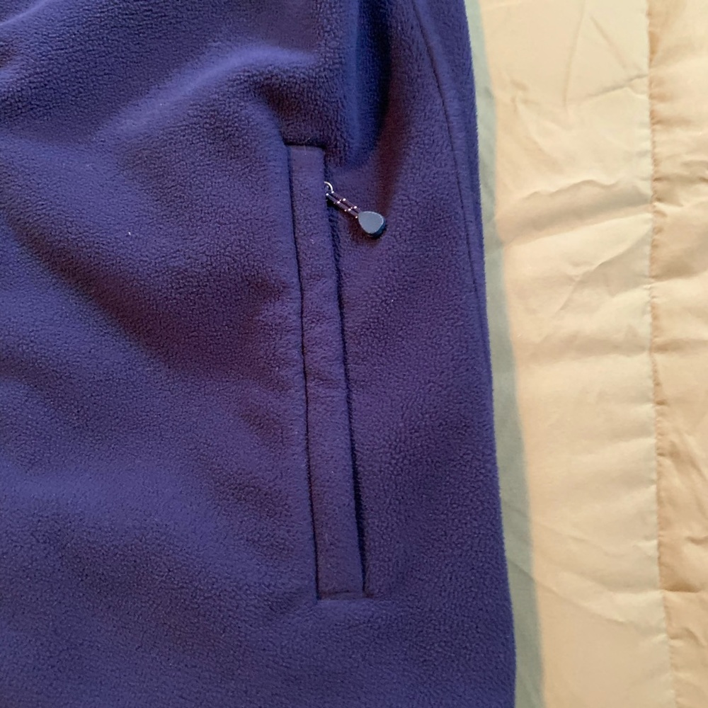 Vineyard Vines Men’s Pullover, Size S, Navy Color - Picture 3 of 5
